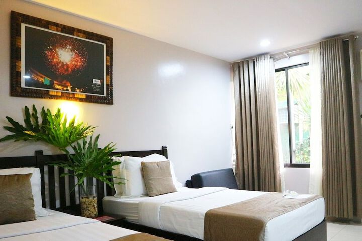 Room 7 of 26