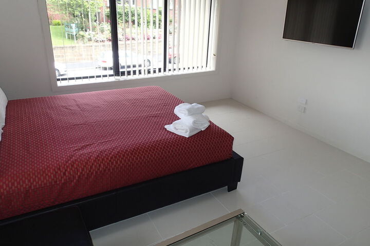 Room 4 of 71