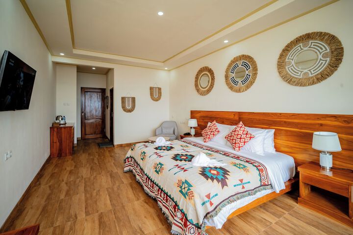 Room 9 of 47