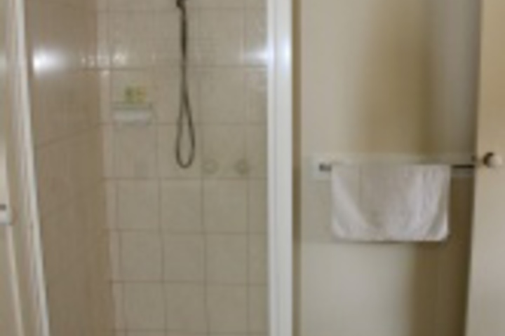 Room 187 of 228