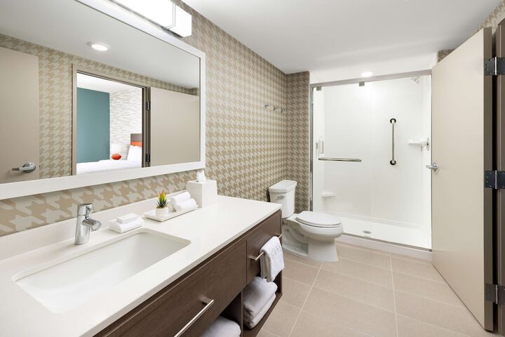 Bathroom shower