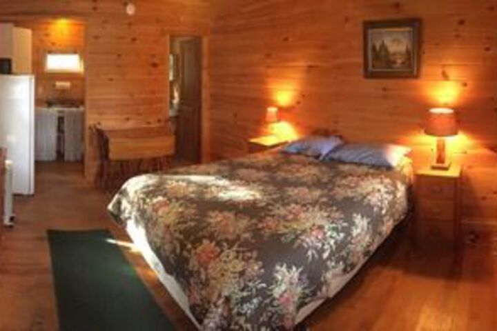 Room 13 of 32