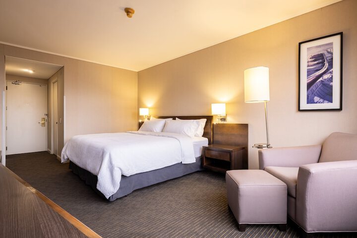 Room 5 of 72