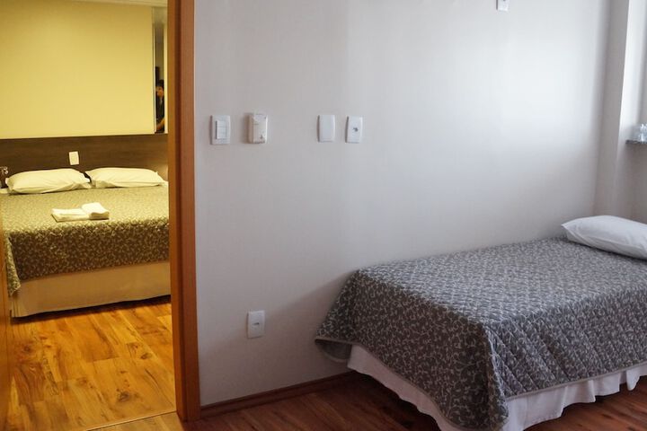 Room 25 of 65