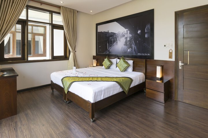 Room 16 of 27