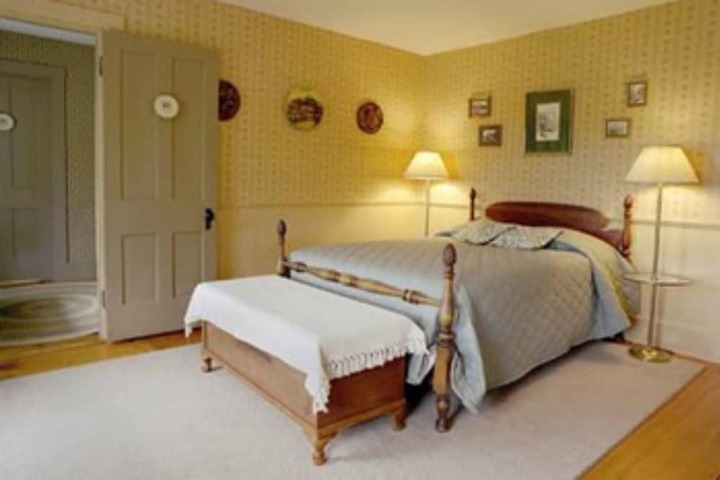 Room 9 of 41