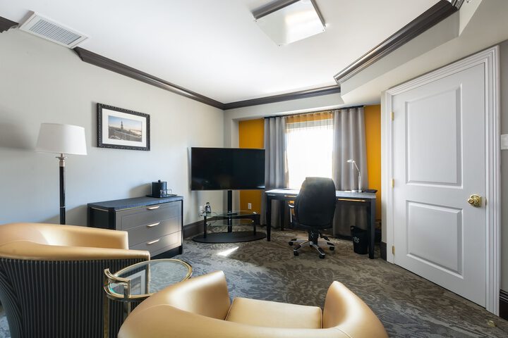Room 4 of 54