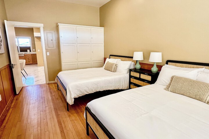 Room 14 of 53