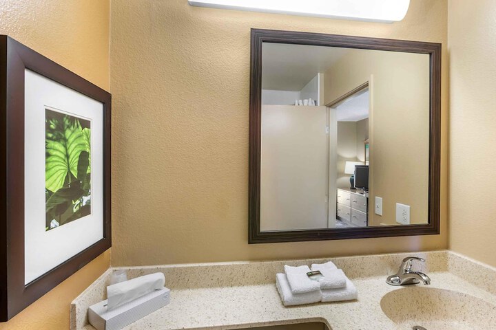 Clean Restrooms