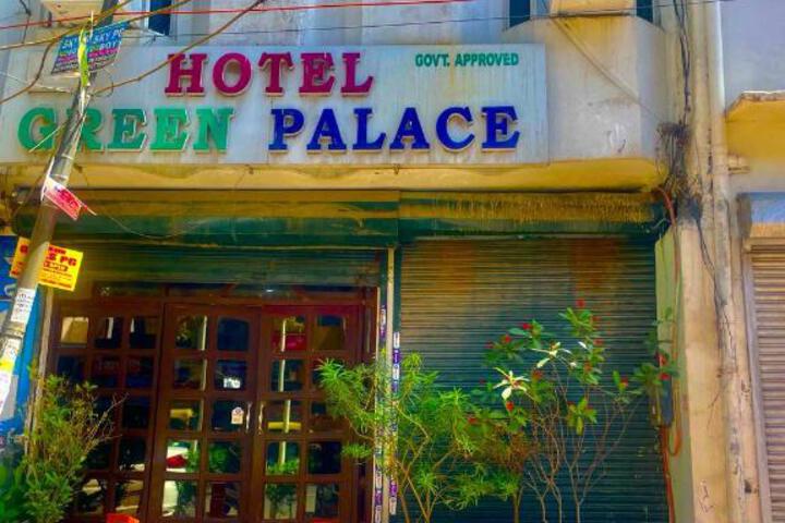 Hotel Green Palace