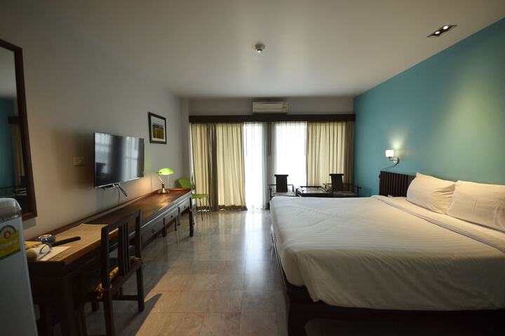 Room 5 of 35