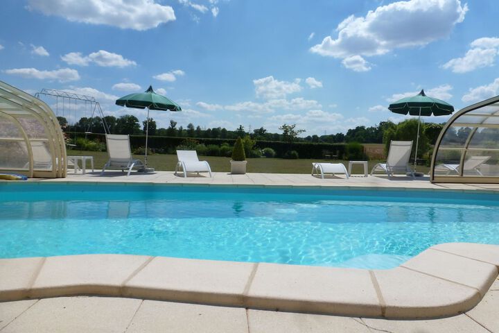 Pool 33 of 60