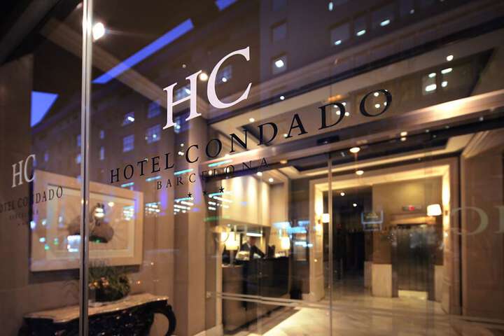 Hotel 33 of 34