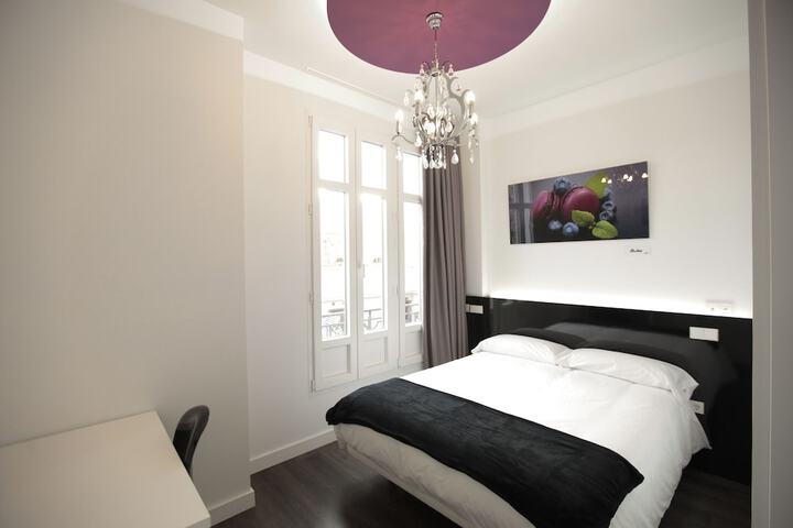 Room 8 of 49