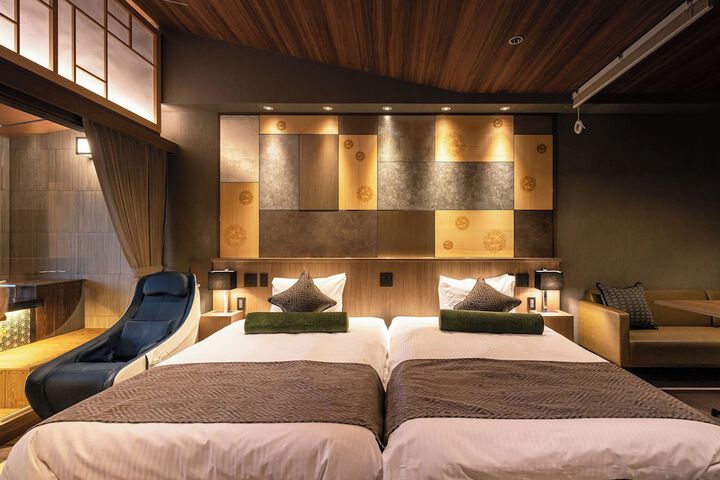 Room 21 of 223