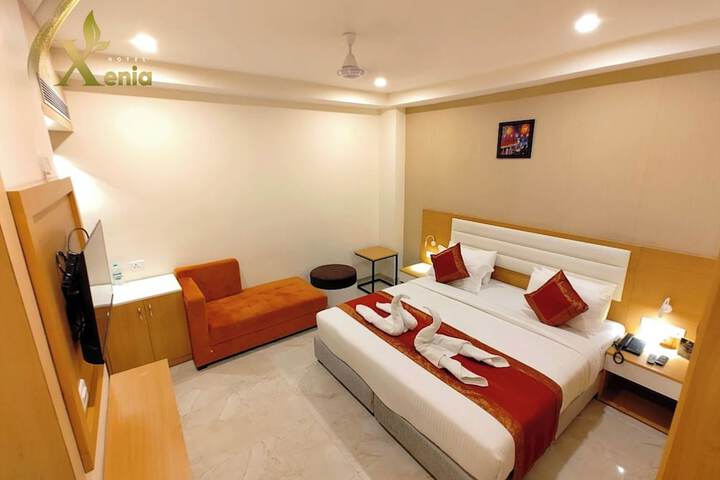 Premium Hotel X-E-N-I-A Varanasi