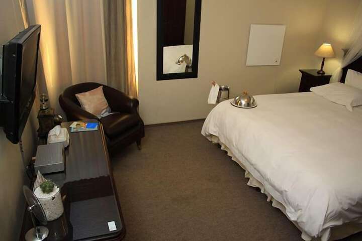 Room 7 of 41