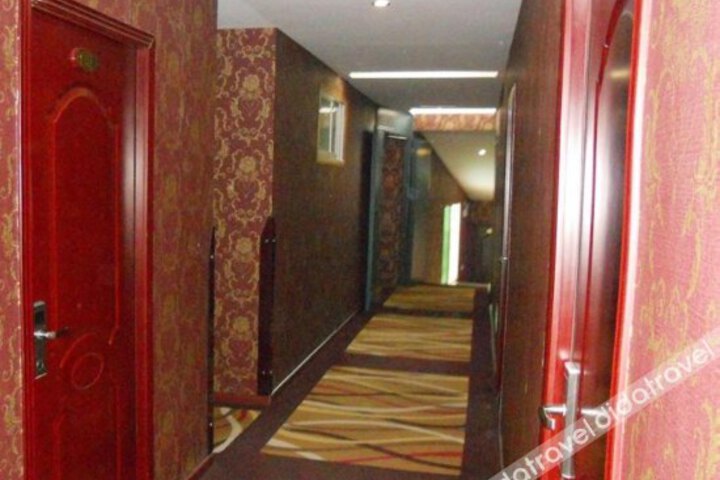 Chongqing Guangyuan Hotel (Dashiba Metro Station Store)
