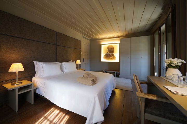 Room 13 of 51
