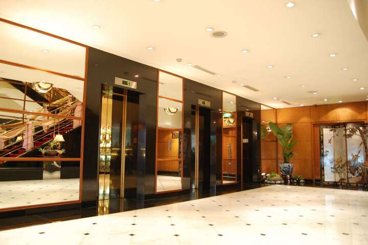 Hotel Interior 4 of 64