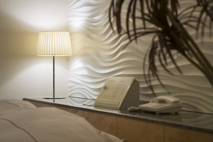 Room 14 of 63