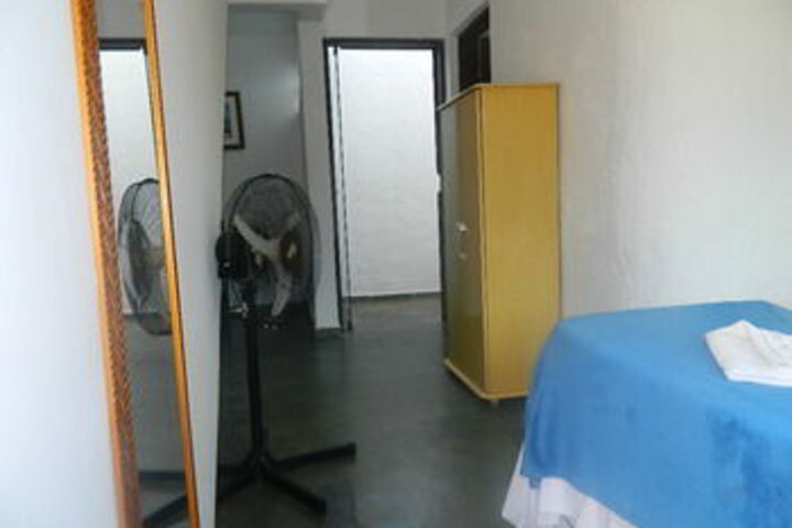 Room 31 of 90