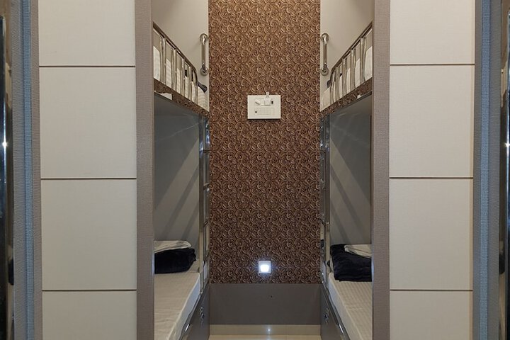 Room 7 of 36