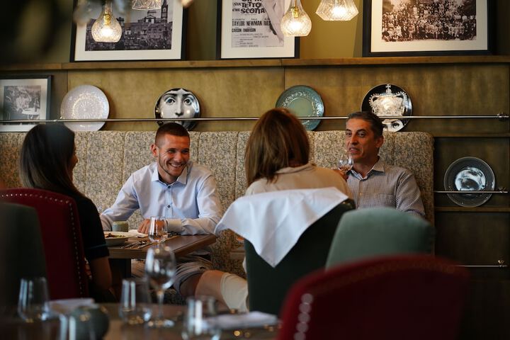 Dining 60 of 101