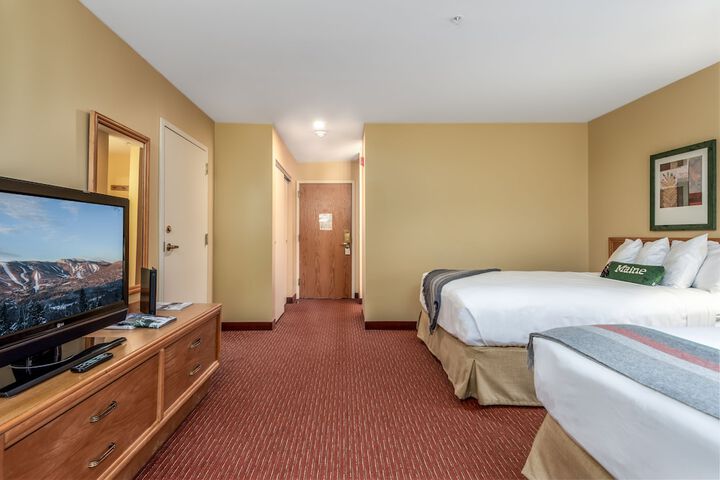 Superior Queen Murphy Bed (14 of 16)