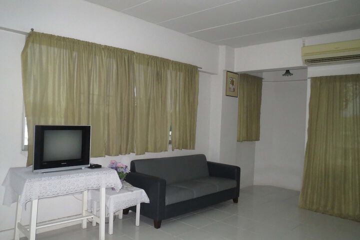 Room 22 of 35