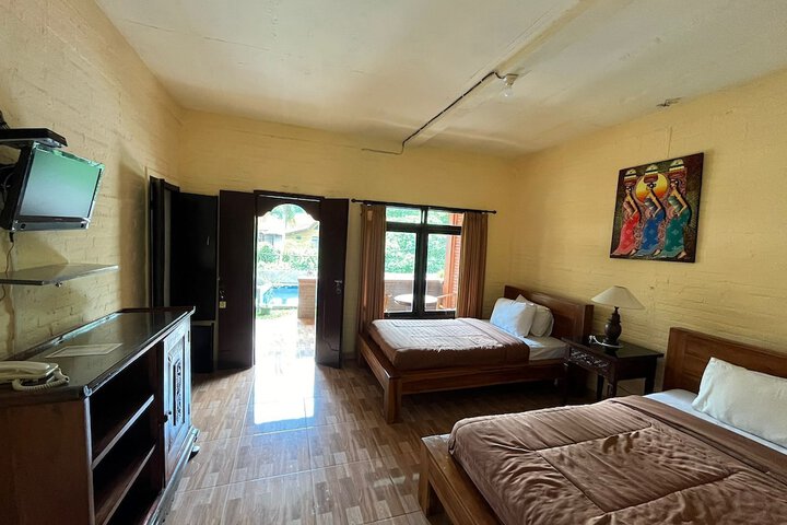 Room 12 of 43