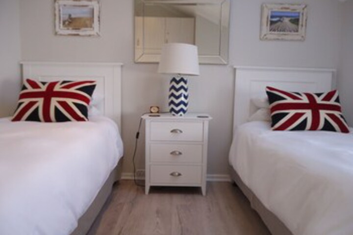 Room 15 of 21