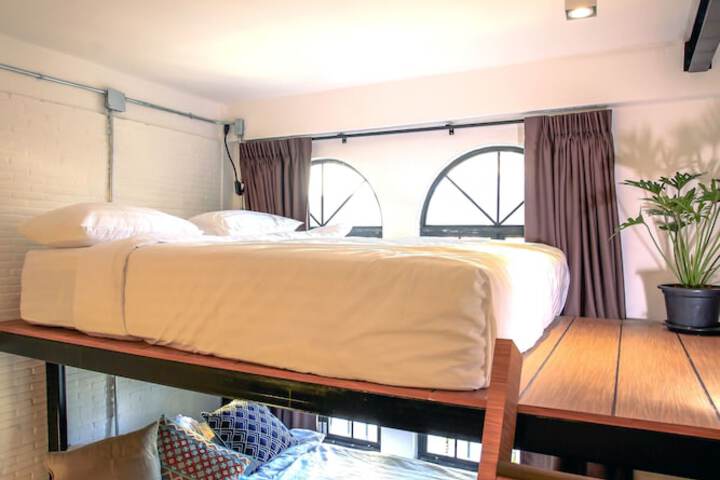 Room 29 of 108