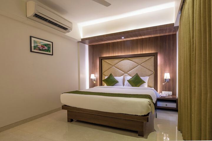 Room 17 of 29