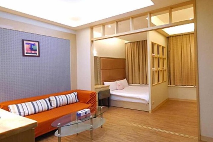 Room 36 of 58