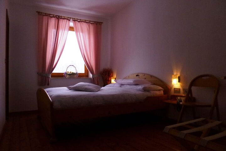 Room 7 of 54