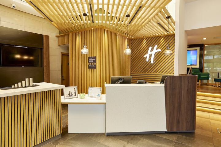 Guest Lobby