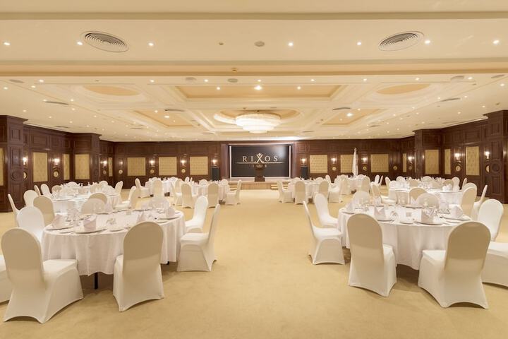 Ballroom/Hall 167 of 180