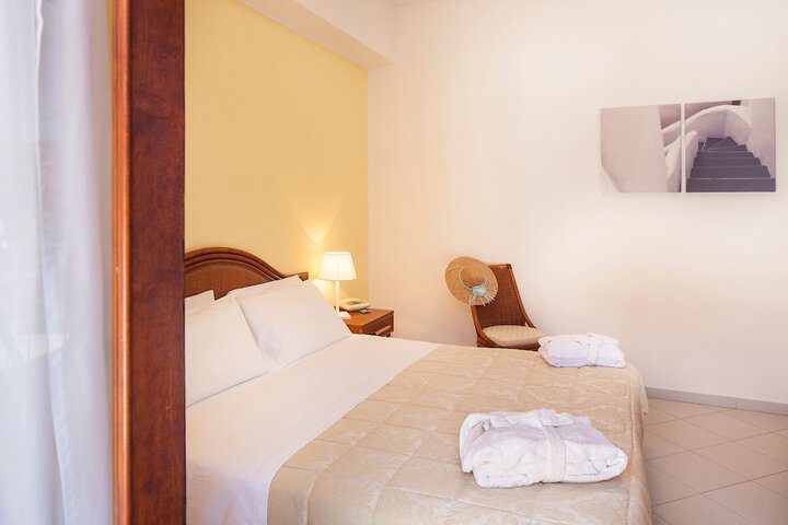 Room 10 of 59