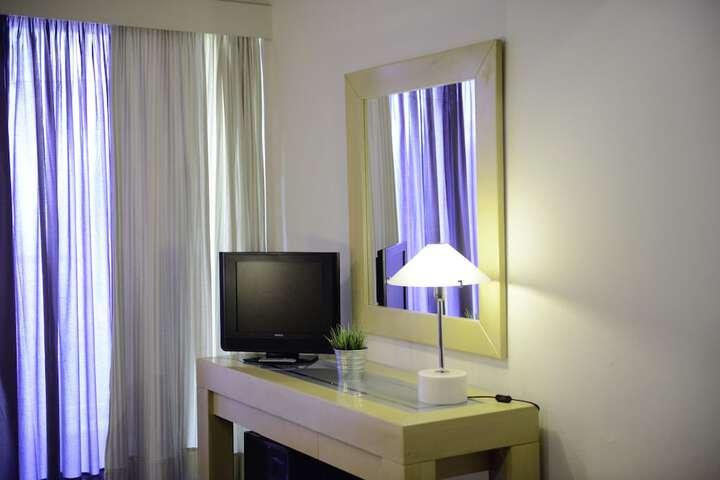 Room 10 of 53
