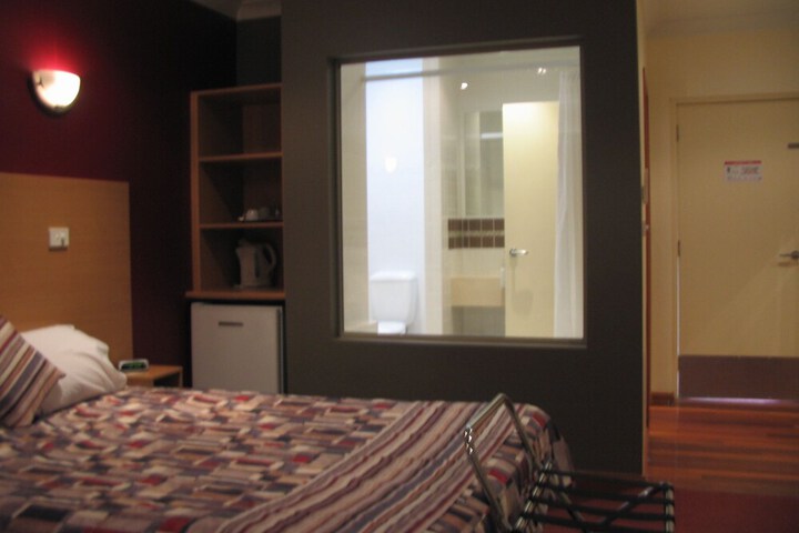 Room 8 of 54