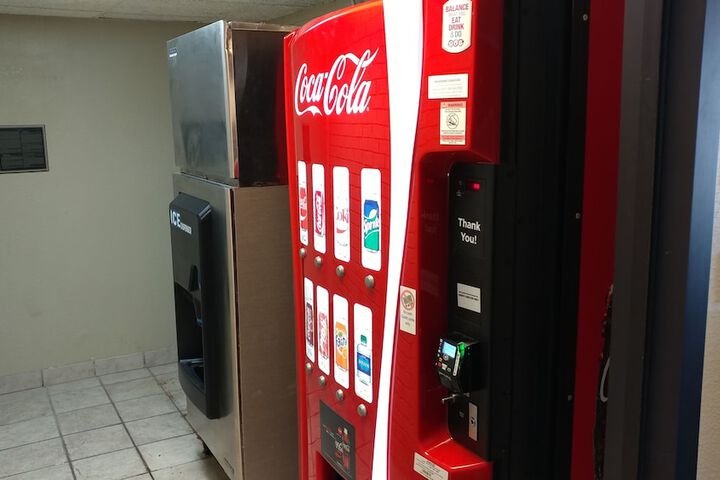 Vending machine