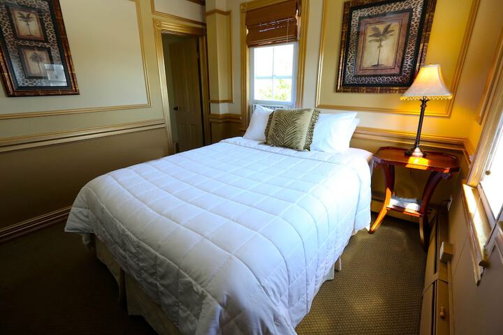 Room 16 of 41