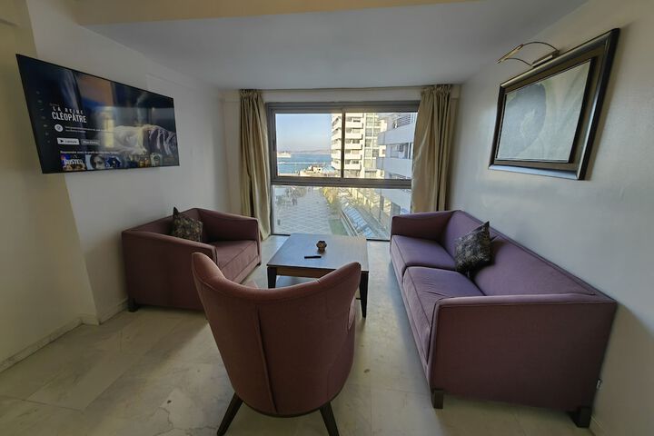 Room 158 of 404