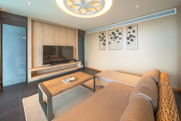 Room 16 of 55