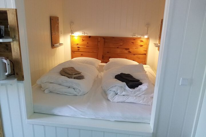 Room 14 of 76