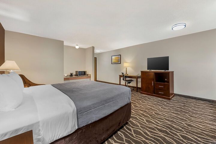 Room 16 of 50