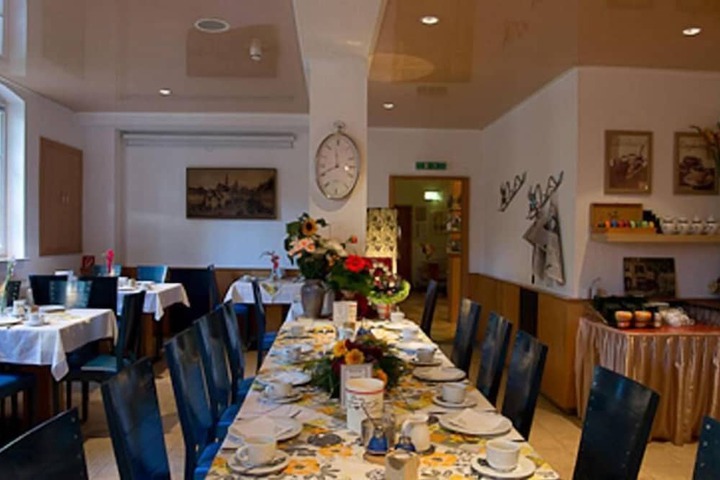 Dining 79 of 94