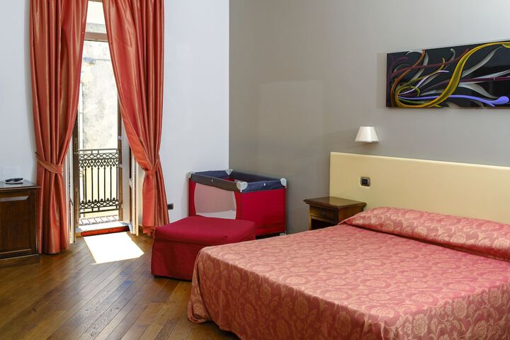 Room 16 of 47