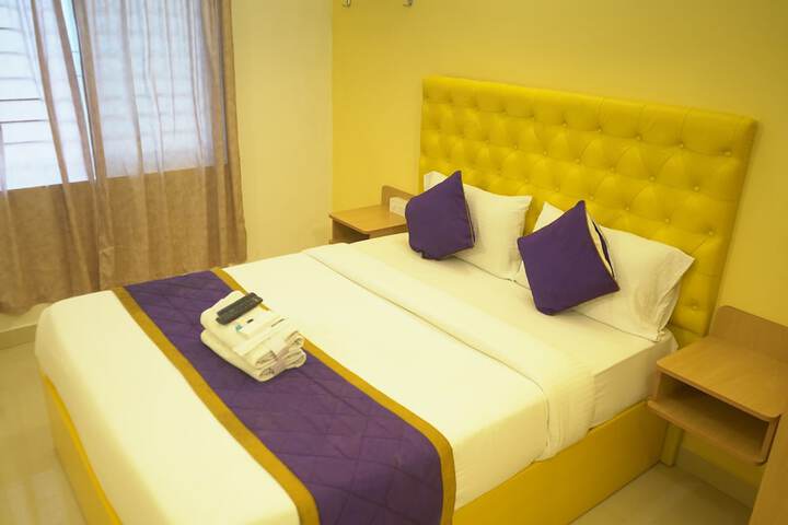 Room 35 of 60